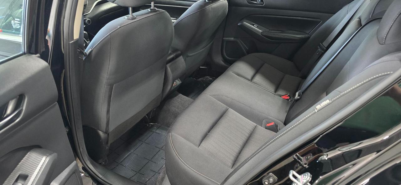 Nissan Altima 2.5 SV 2024