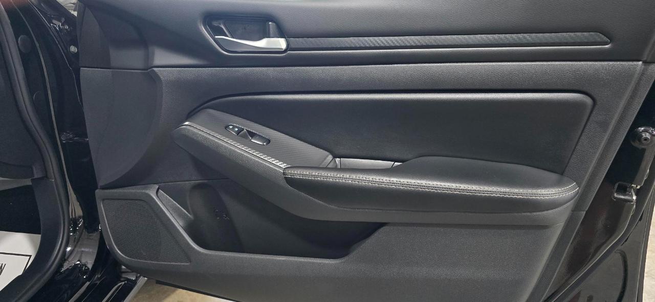 Nissan Altima 2.5 SV 2024