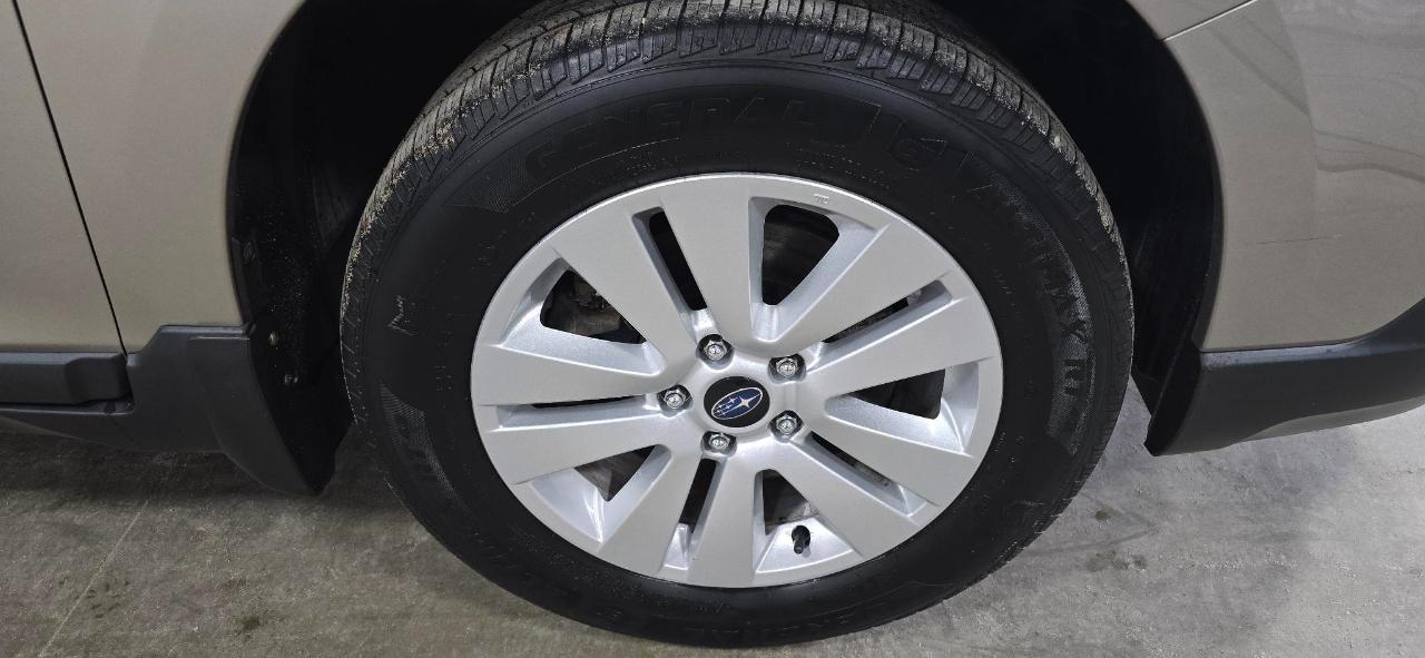 Subaru Outback 2.5i Premium 2015