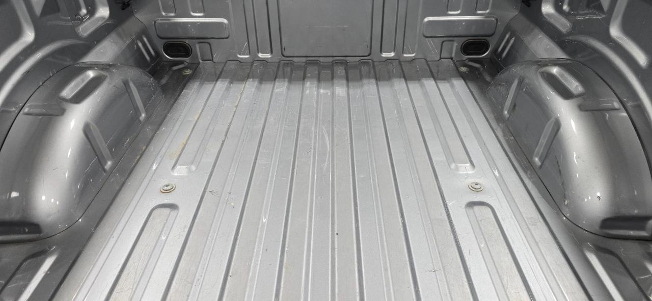 Ford F-150 XLT SuperCrew 4WD 2025