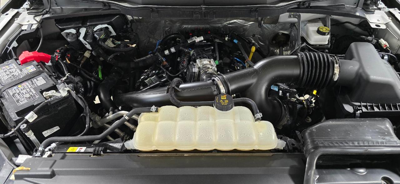Ford F-150 XLT SuperCrew 4WD 2025
