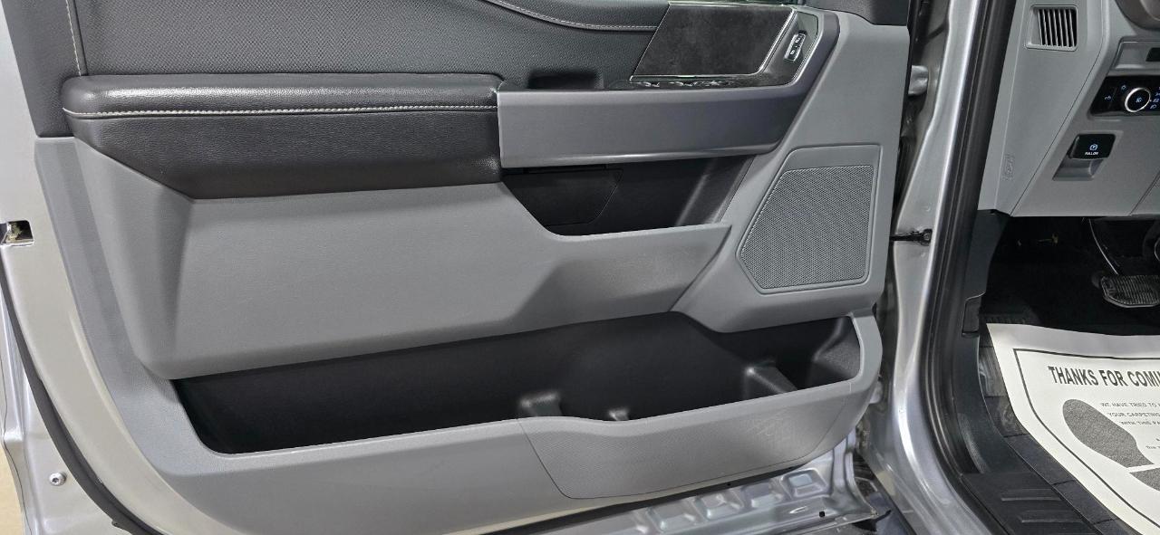 Ford F-150 XLT SuperCrew 4WD 2025