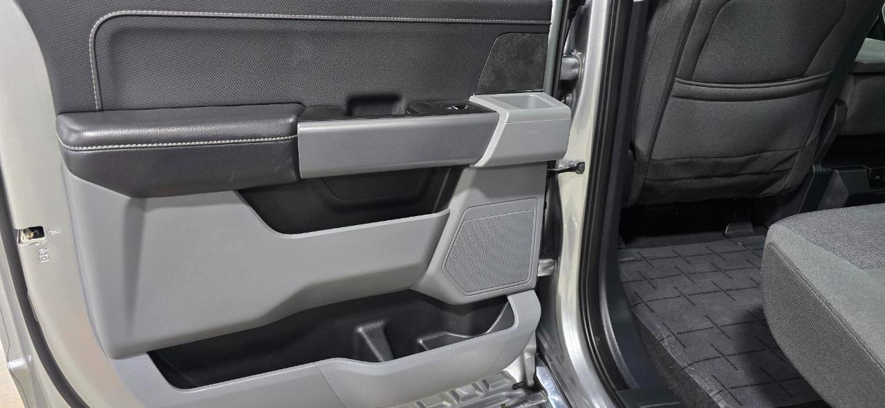Ford F-150 XLT SuperCrew 4WD 2025