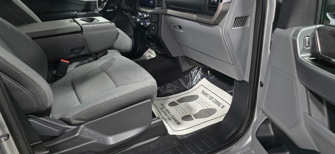 Ford F-150 XLT SuperCrew 4WD 2025