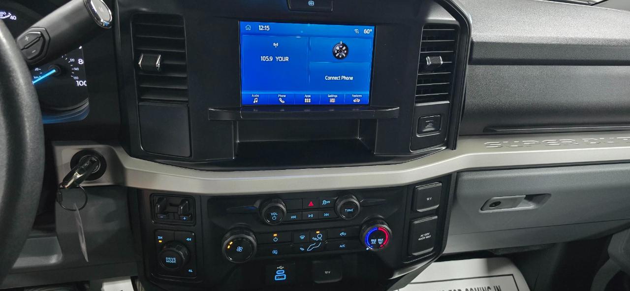 Ford F-250 SD XLT Crew Cab SWB 4WD 2026