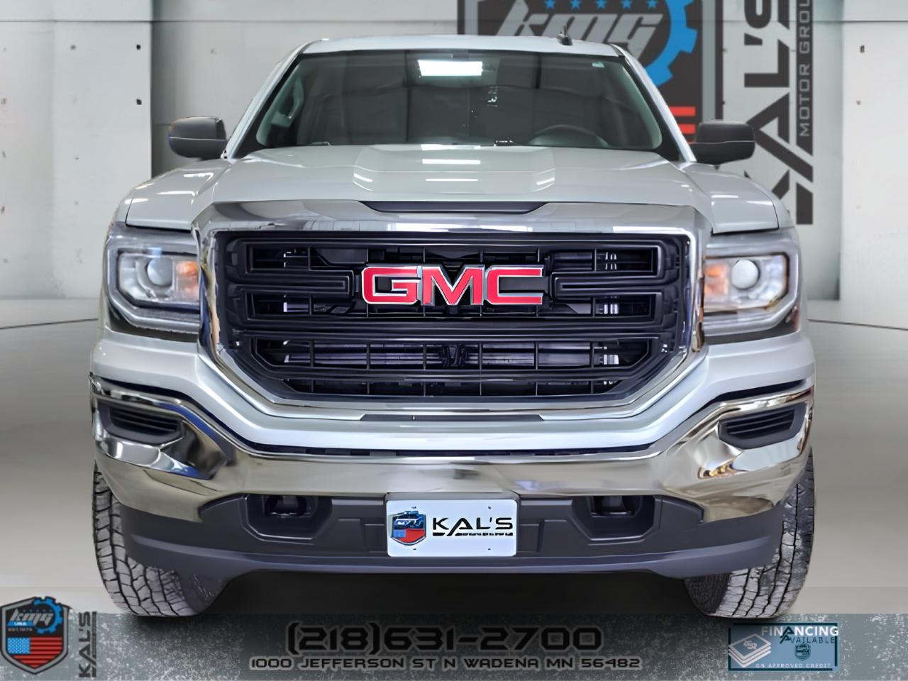 GMC Sierra 1500 Base Crew Cab Short Box 4WD 2017