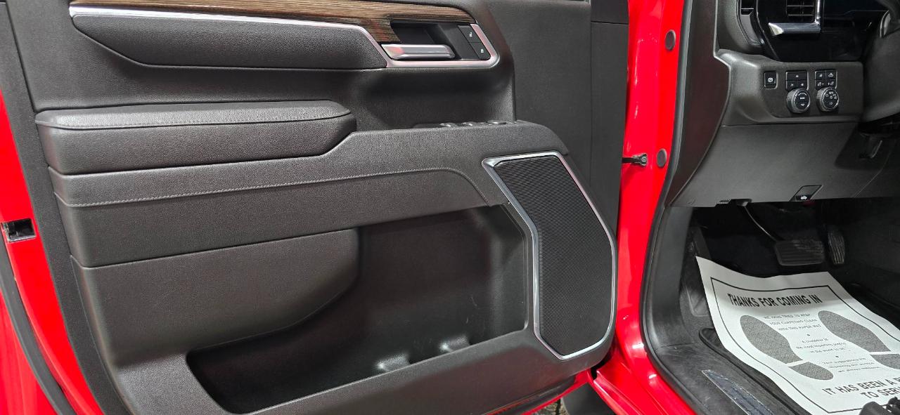 Chevrolet Silverado 2500HD LT Crew Cab Long Box 4WD 2025