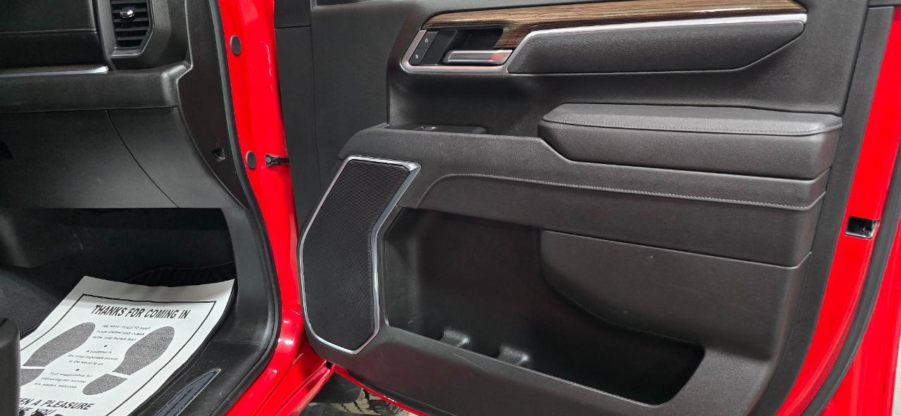 Chevrolet Silverado 2500HD LT Crew Cab Long Box 4WD 2025