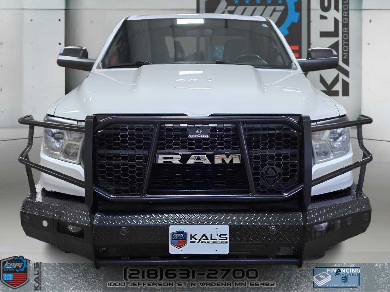 RAM 1500 Tradesman Crew Cab 4WD 2022