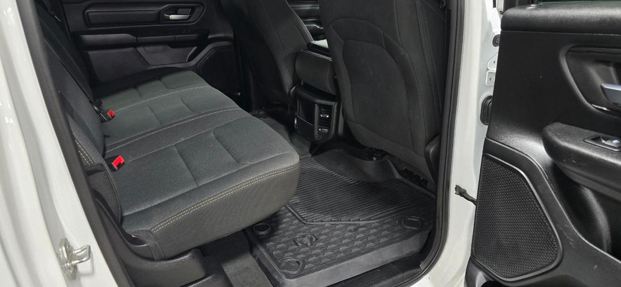 RAM 1500 Tradesman Crew Cab 4WD 2022