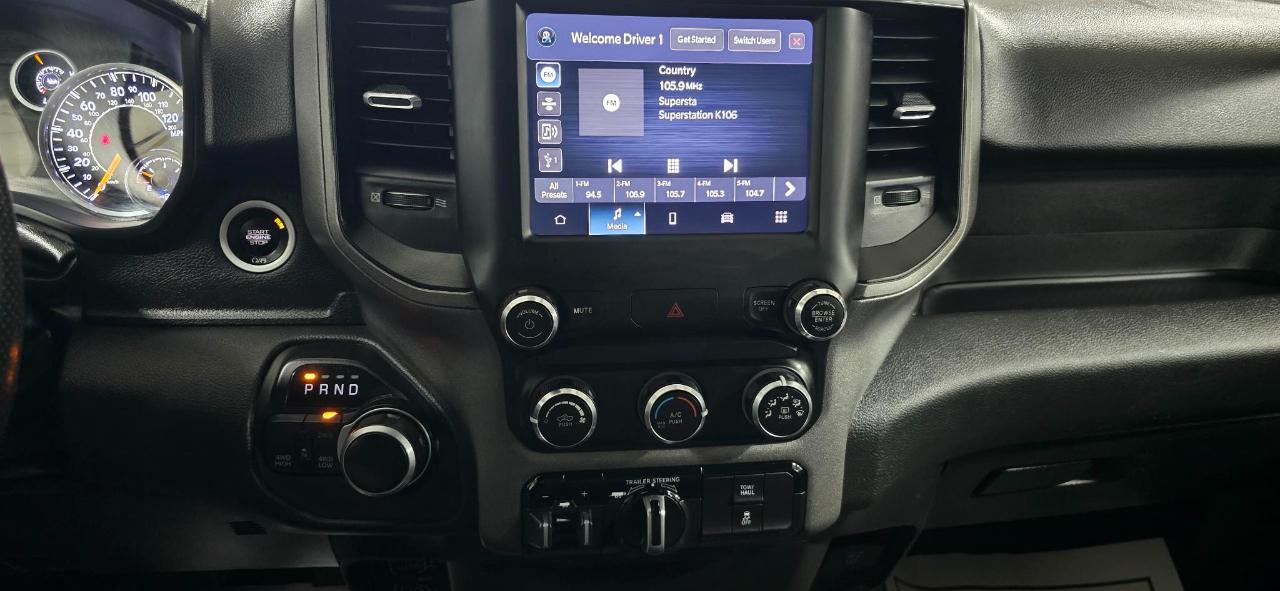 RAM 1500 Tradesman Crew Cab 4WD 2022