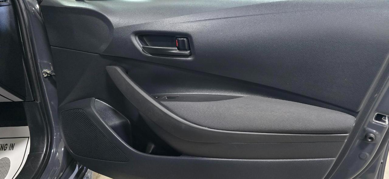 Toyota Corolla LE 2025