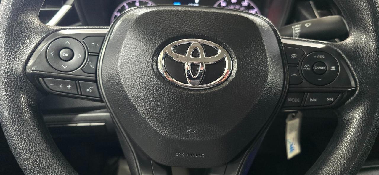 Toyota Corolla LE 2025