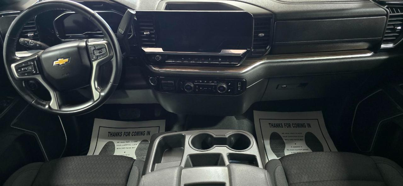 Chevrolet Silverado 1500 LT Crew Cab 4WD 2025