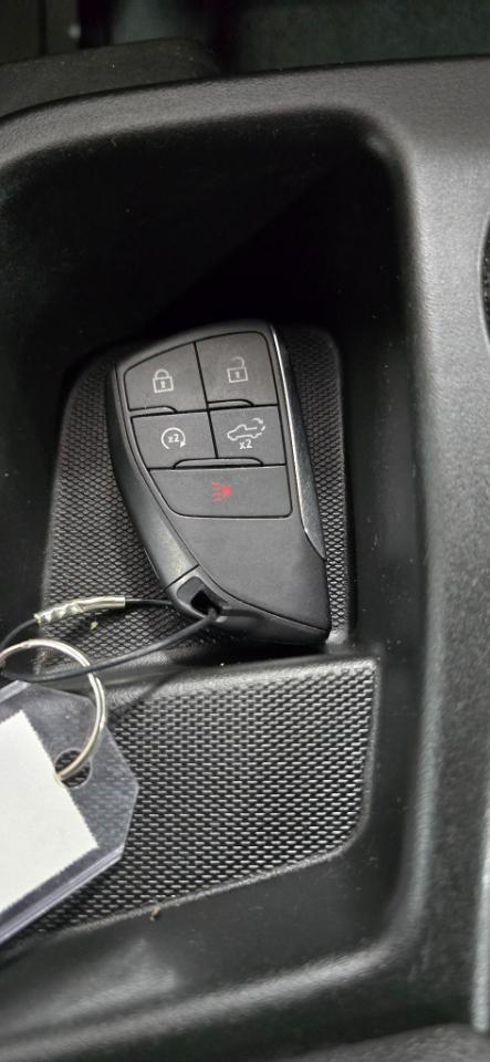 Chevrolet Silverado 1500 LT Crew Cab 4WD 2025