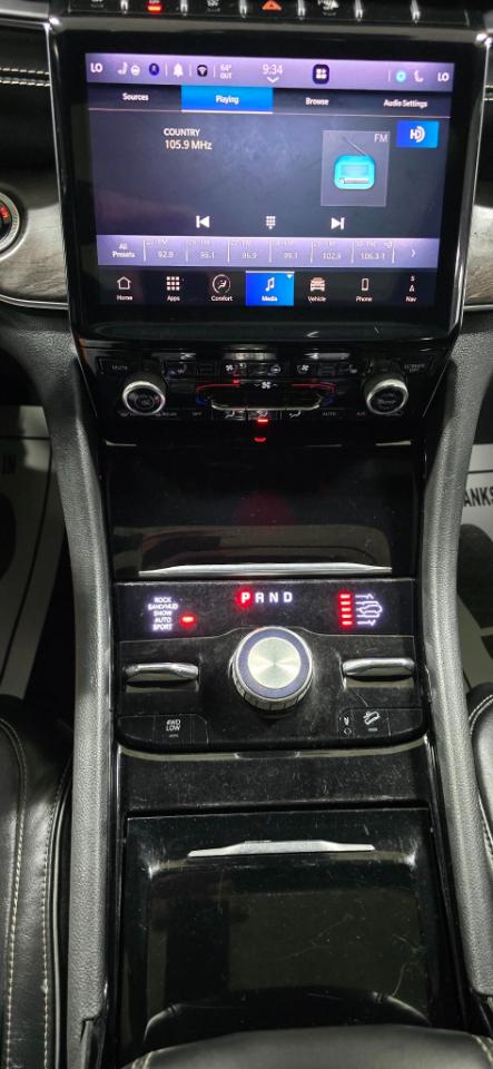 Jeep Grand Cherokee L Overland 4WD 2022