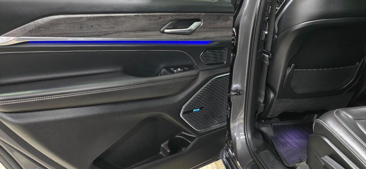 Jeep Grand Cherokee L Overland 4WD 2022