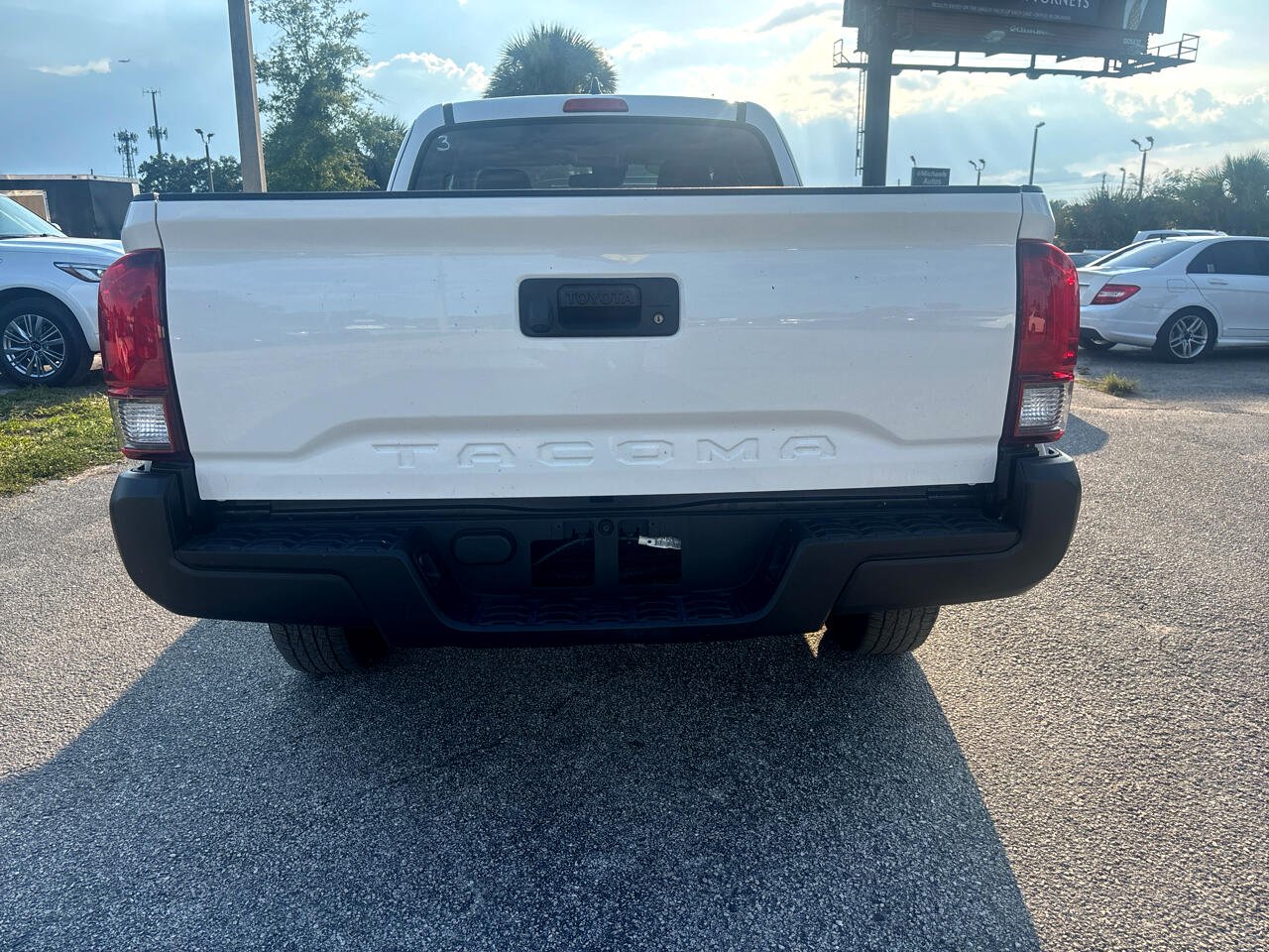 Toyota Tacoma SR5 Access Cab I4 6AT 2WD 2023 Toyota Tacoma SR5 Access Cab I4 6AT 2WD 2023