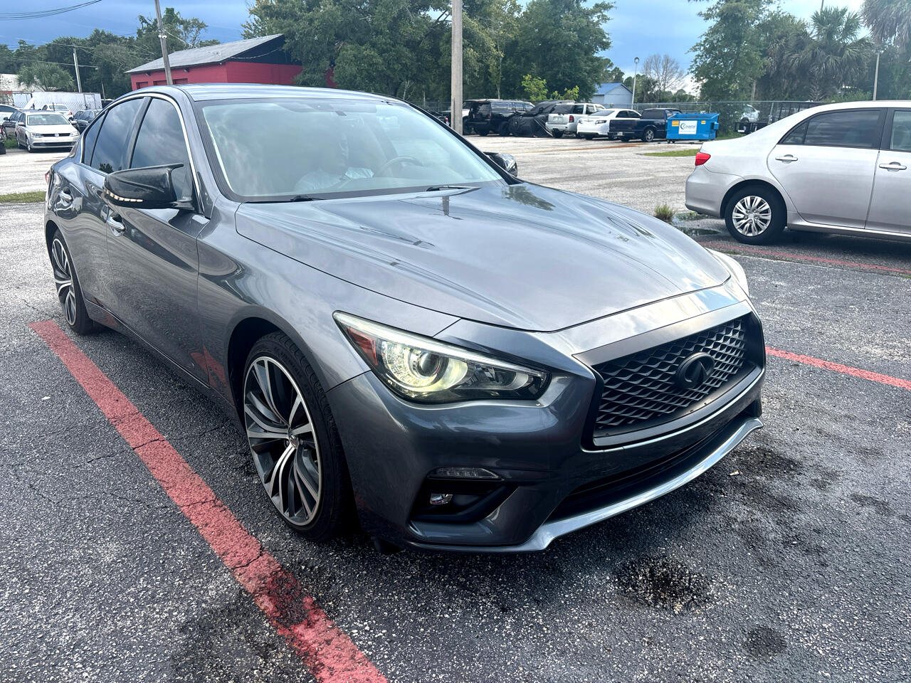 2018 Infiniti Q50 3.0t Sport photo 3