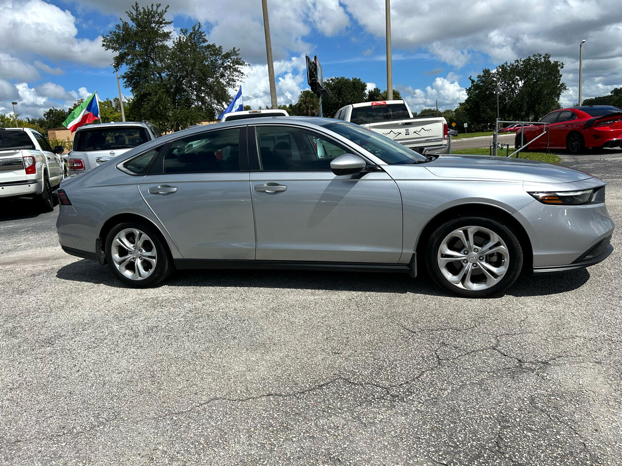 2024 Honda Accord LX photo 4