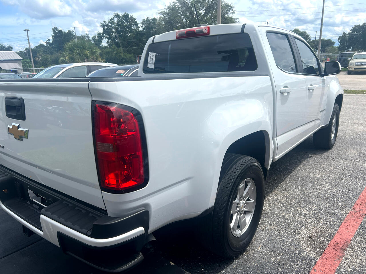 2019 Chevrolet Colorado photo 3