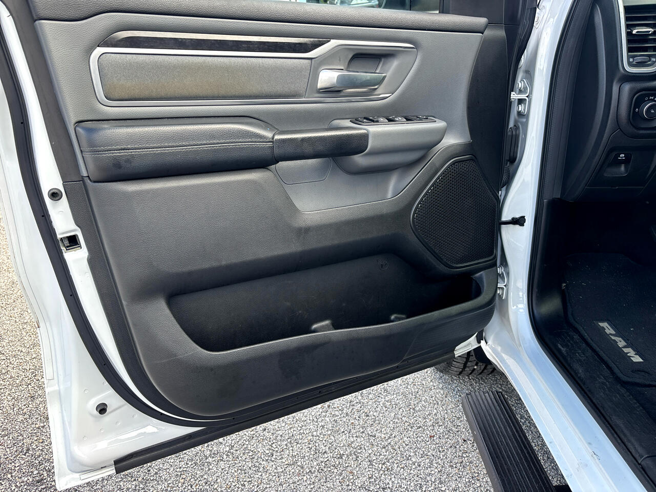 2023 Ram 1500 Big Horn photo 9