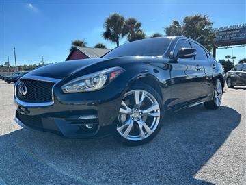 2017 Infiniti Q70 3.7 AWD