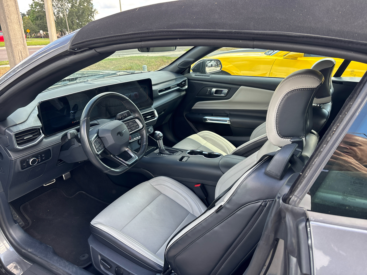 Ford Mustang EcoBoost Premium Convertible 2024 Ford Mustang EcoBoost Premium Convertible 2024