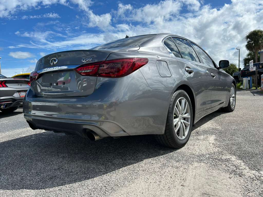 2021 Infiniti Q50 3.0t PURE photo 3