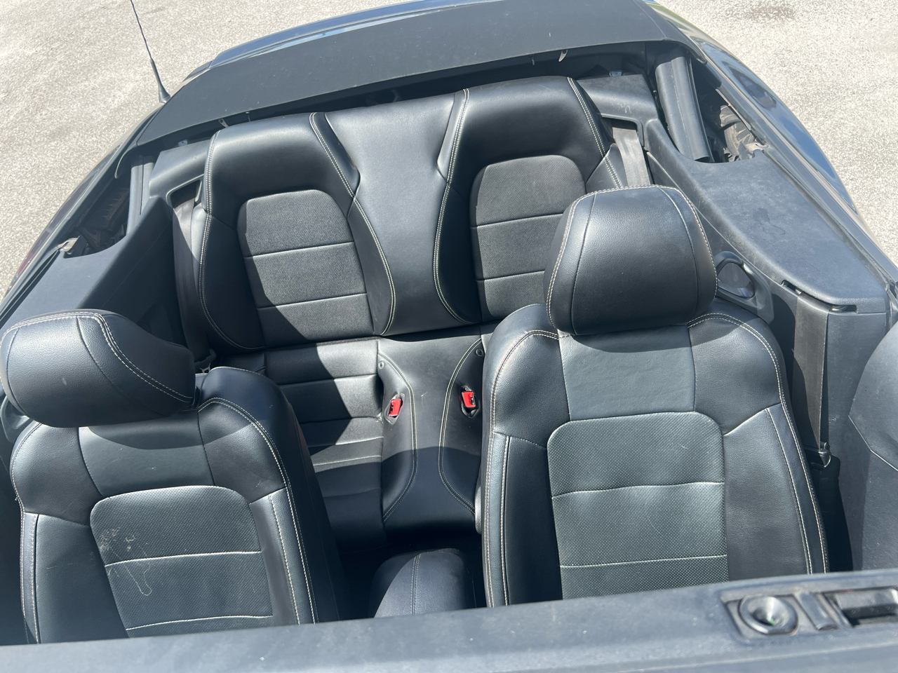 2019 Ford Mustang EcoBoost Premium Convertible photo 4