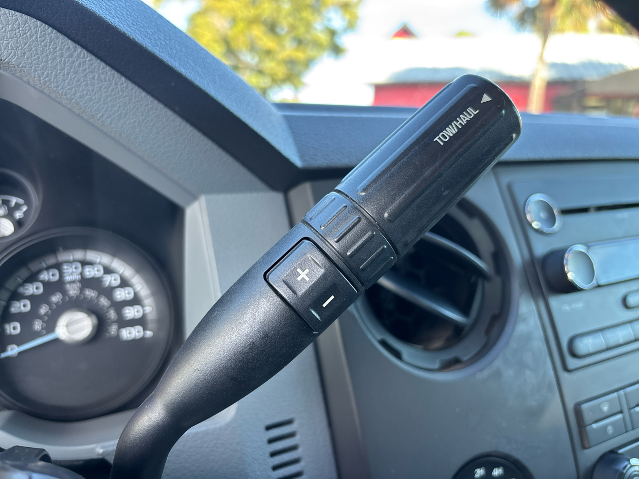 Ford F-250 SD XLT Crew Cab Long Bed 4WD 2015 Ford F-250 SD XLT Crew Cab Long Bed 4WD 2015