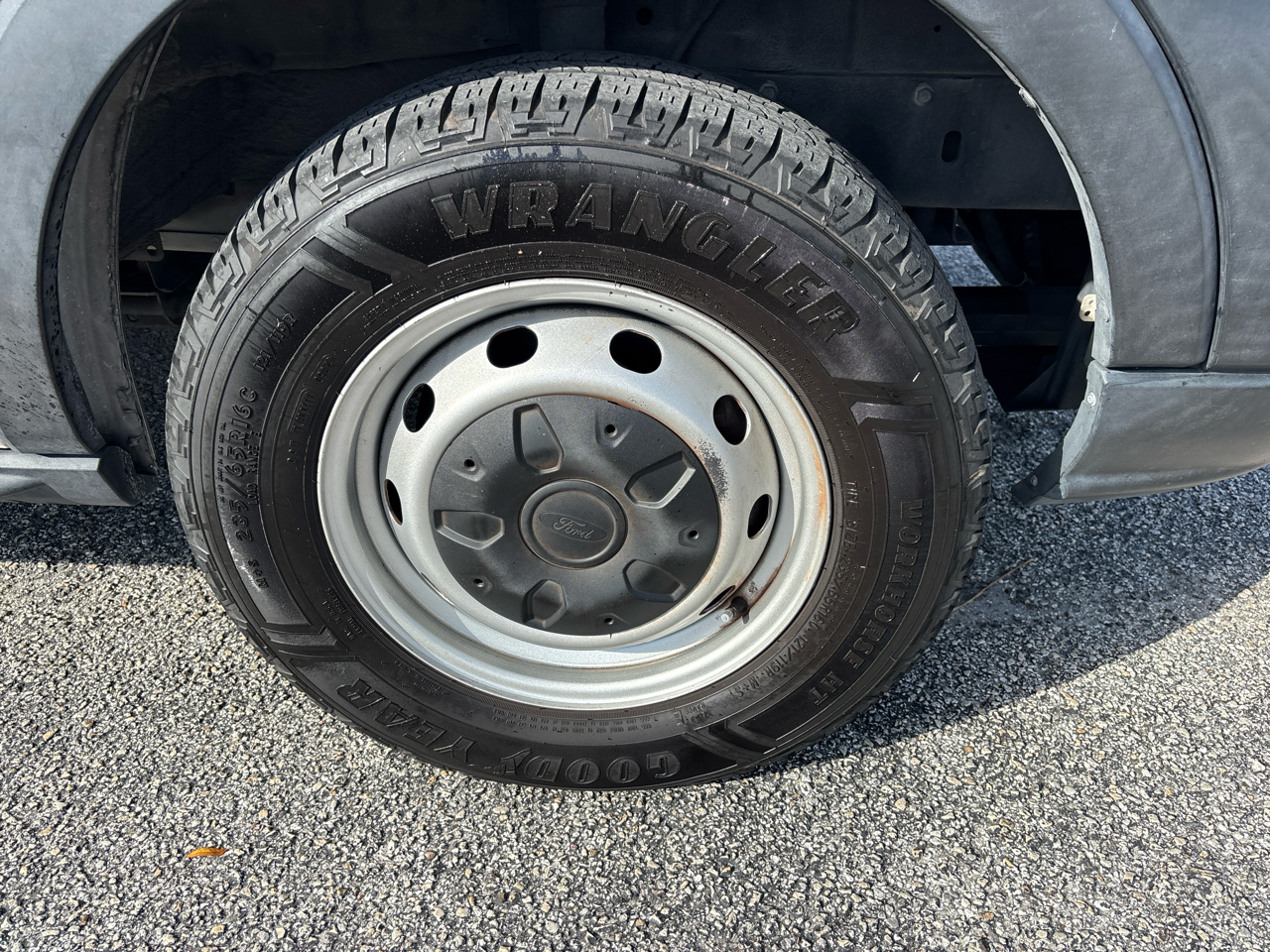 Ford Transit 250 Van Low Roof 60/40 Pass.130-in. WB 2019 Ford Transit 250 Van Low Roof 60/40 Pass.130-in. WB 2019