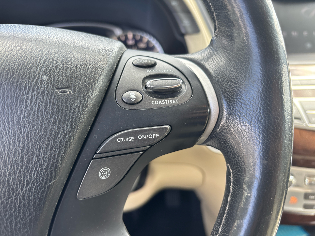 Infiniti QX60 Base FWD 2018 Infiniti QX60 Base FWD 2018