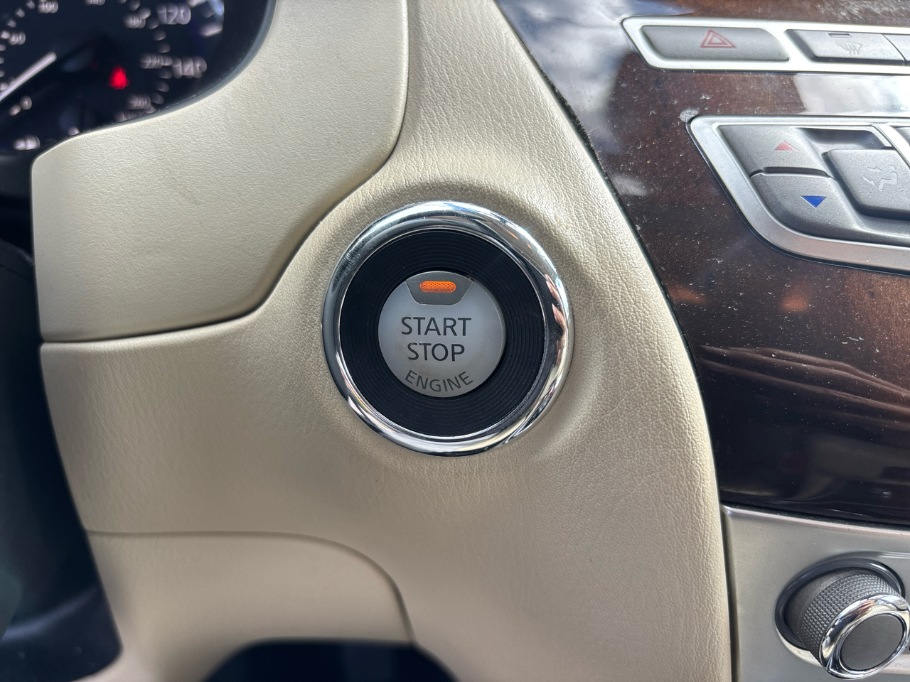 Infiniti QX60 Base FWD 2018 Infiniti QX60 Base FWD 2018