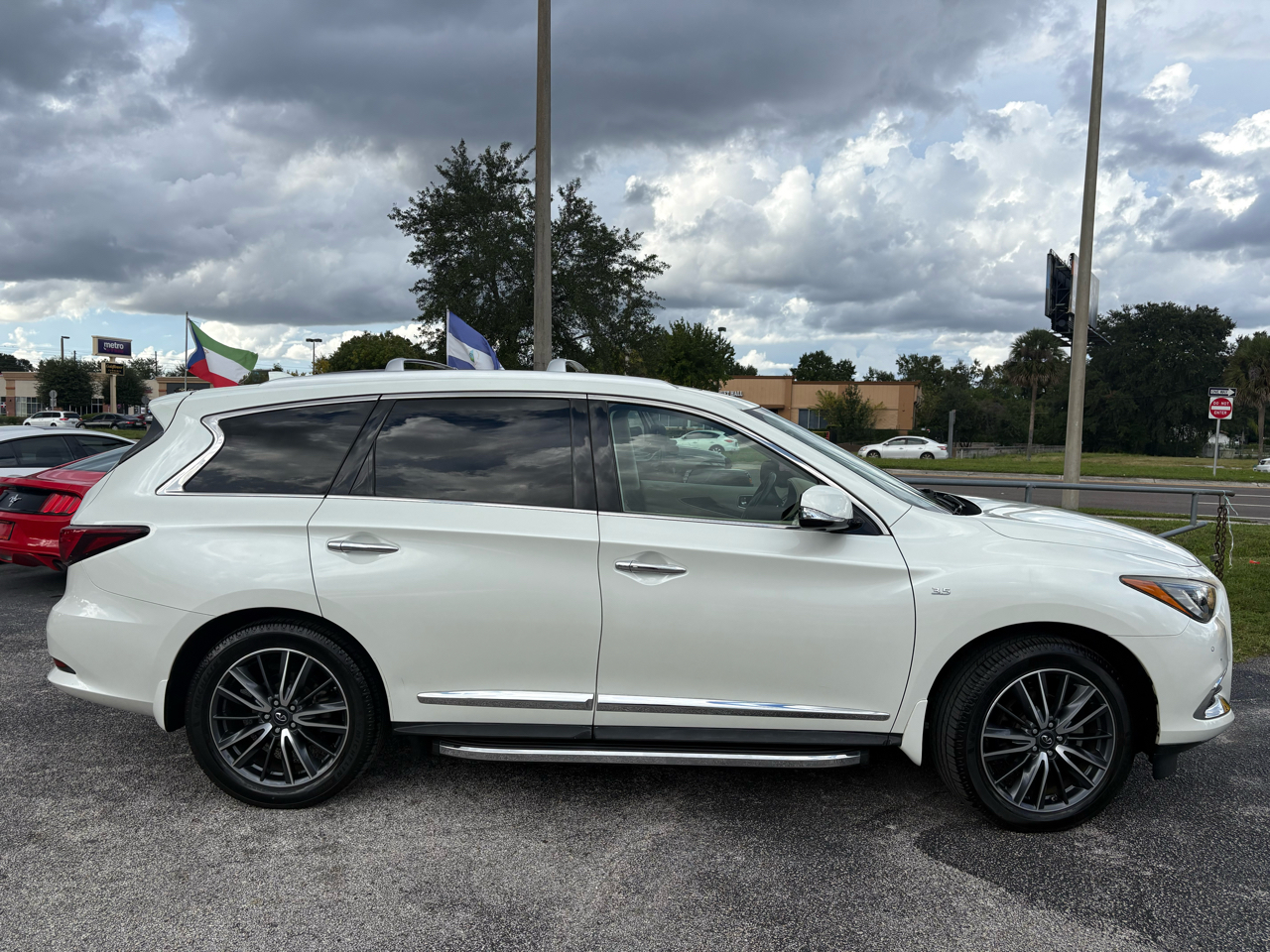 Infiniti QX60 Base FWD 2018 Infiniti QX60 Base FWD 2018