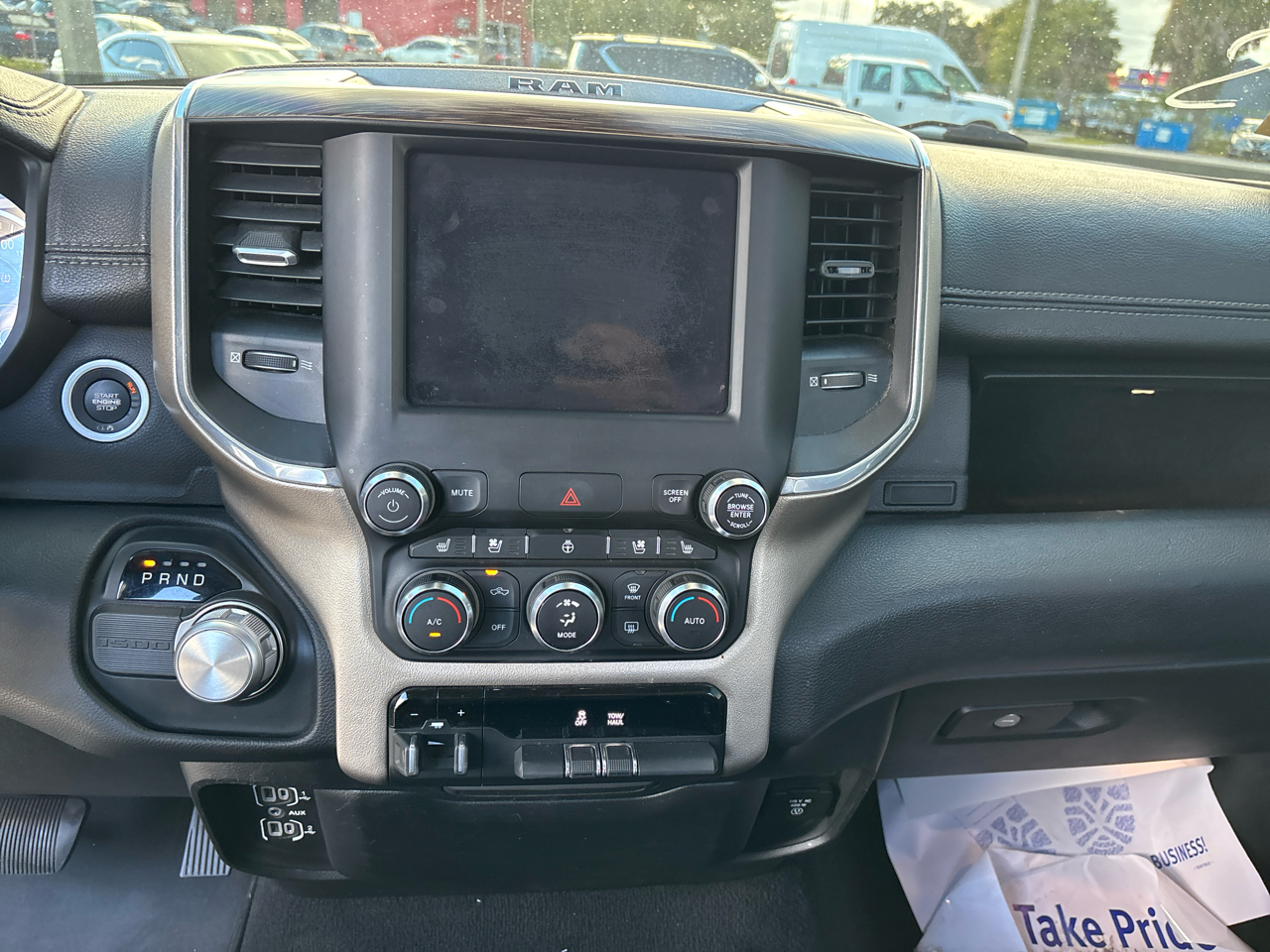 RAM 1500 Laramie Crew Cab SWB 2WD 2019 RAM 1500 Laramie Crew Cab SWB 2WD 2019