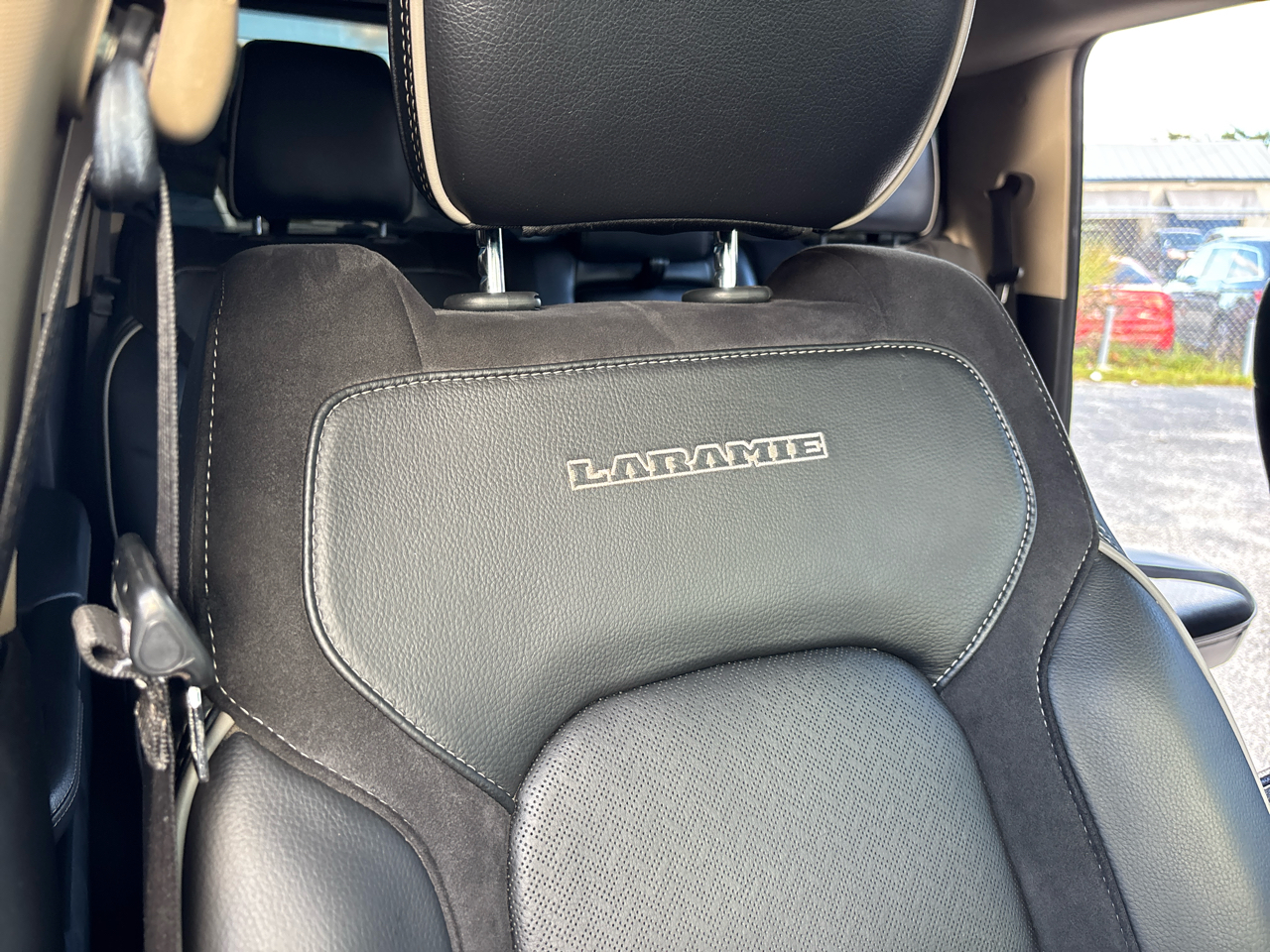 RAM 1500 Laramie Crew Cab SWB 2WD 2019 RAM 1500 Laramie Crew Cab SWB 2WD 2019