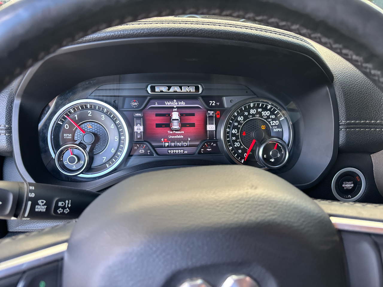 RAM 1500 Laramie Crew Cab SWB 2WD 2019 RAM 1500 Laramie Crew Cab SWB 2WD 2019