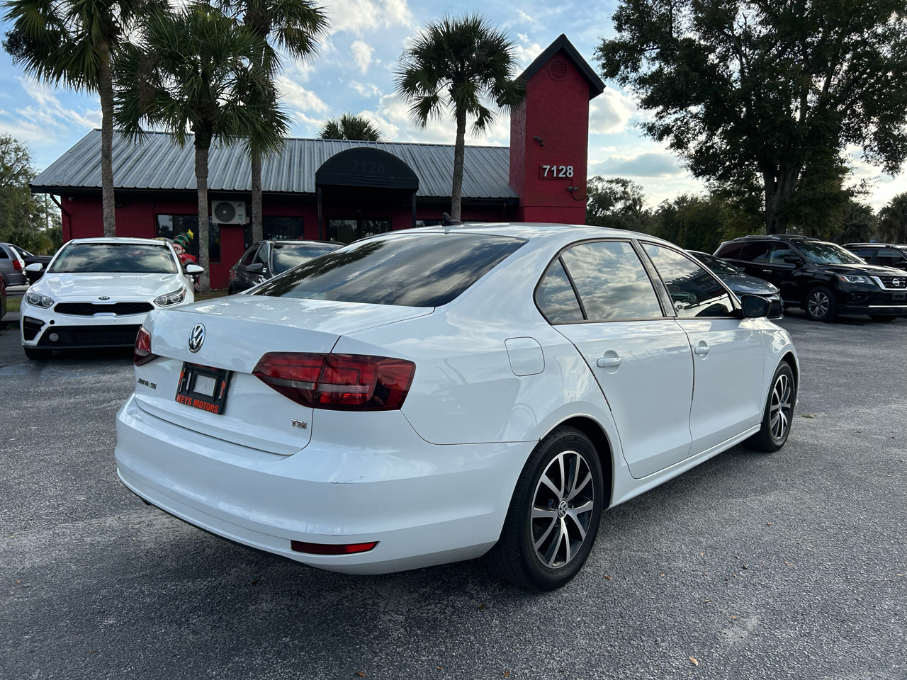 Volkswagen Jetta SE 6A 2016