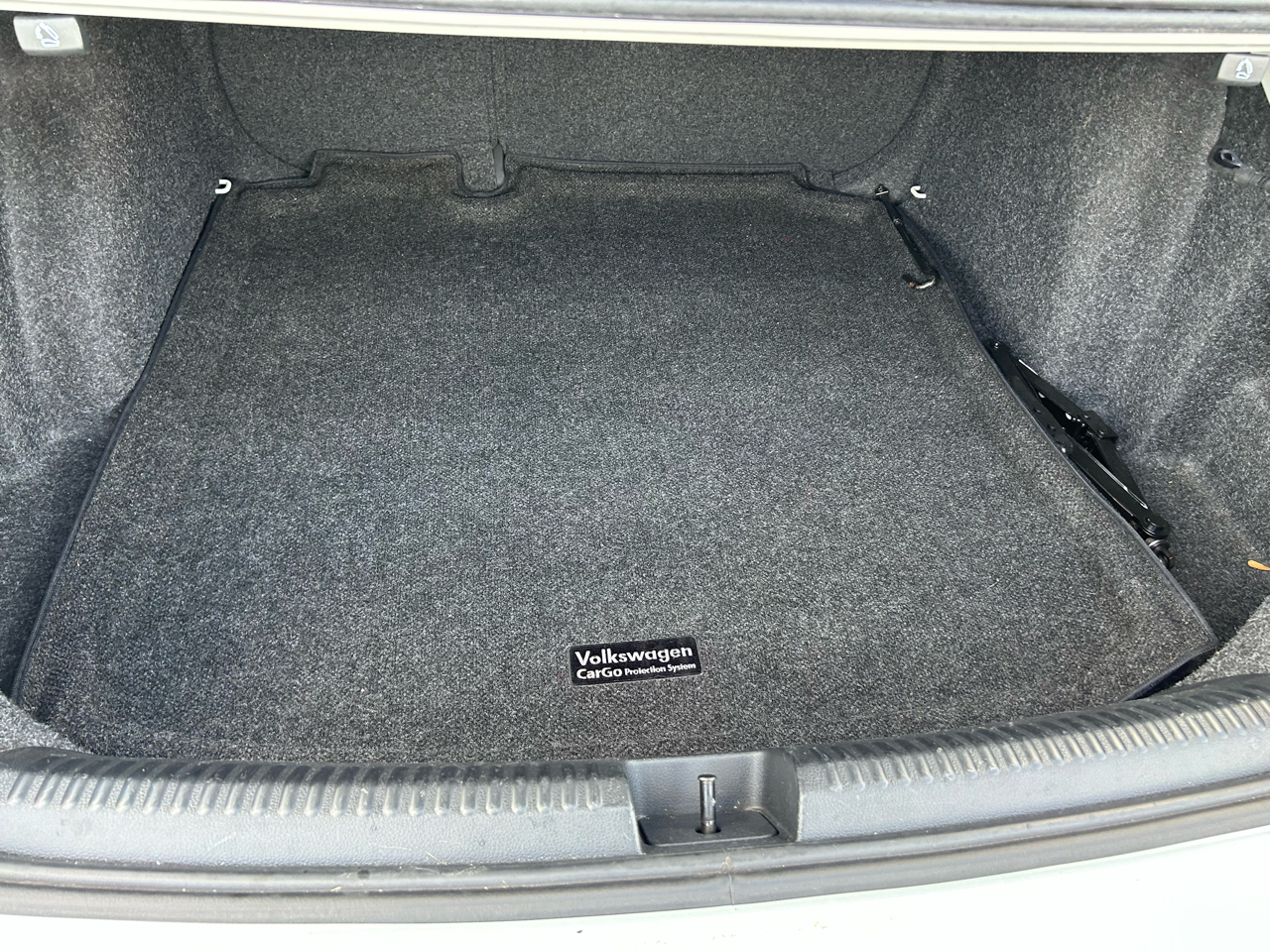 Volkswagen Jetta SE 6A 2016