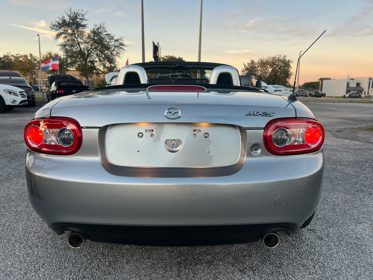 Mazda MX-5 Miata Sport AT 2014