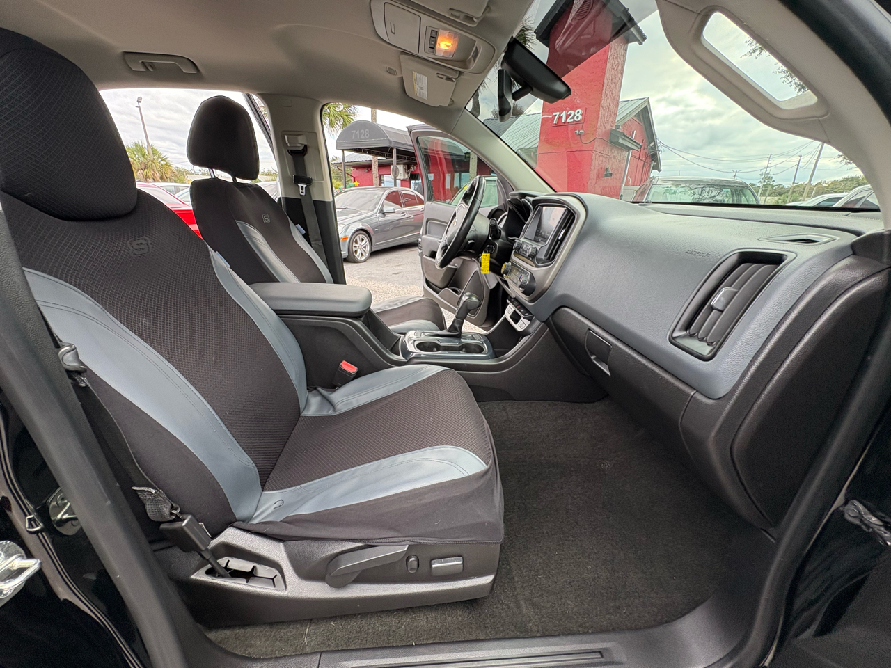 Chevrolet Colorado Z71 Crew Cab 2WD Short Box 2016