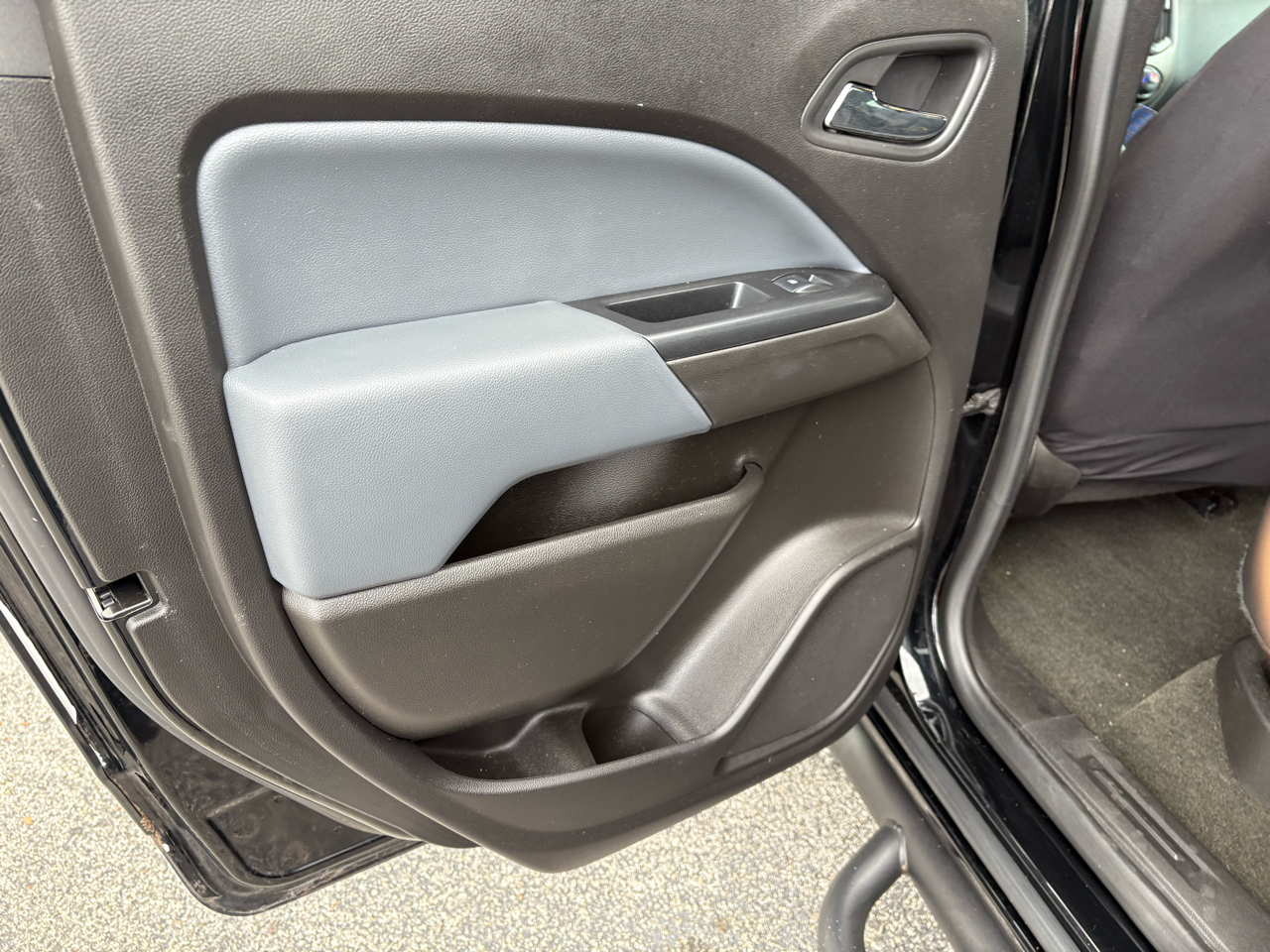 Chevrolet Colorado Z71 Crew Cab 2WD Short Box 2016