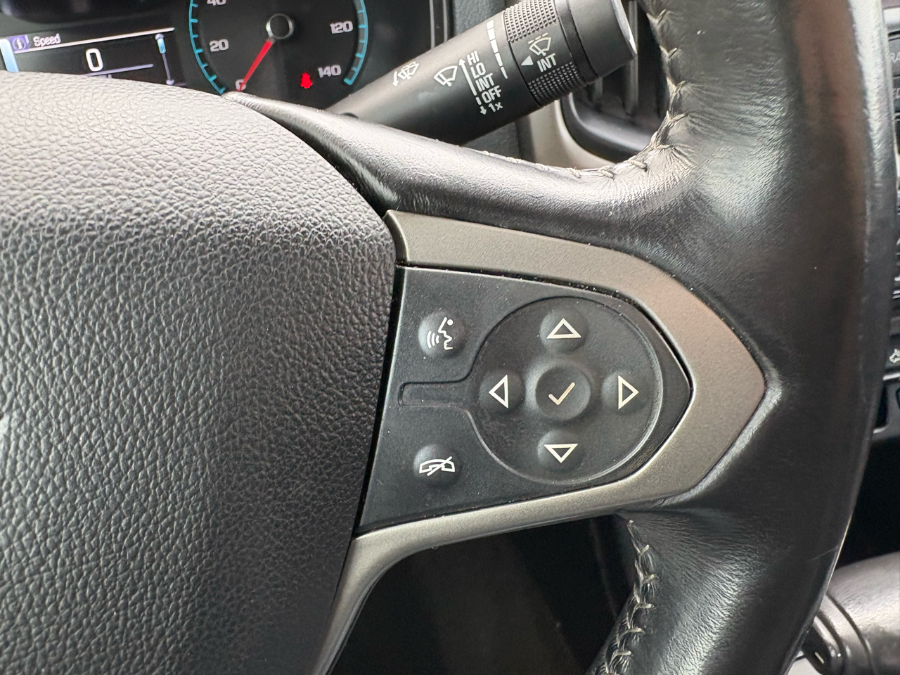 Chevrolet Colorado Z71 Crew Cab 2WD Short Box 2016