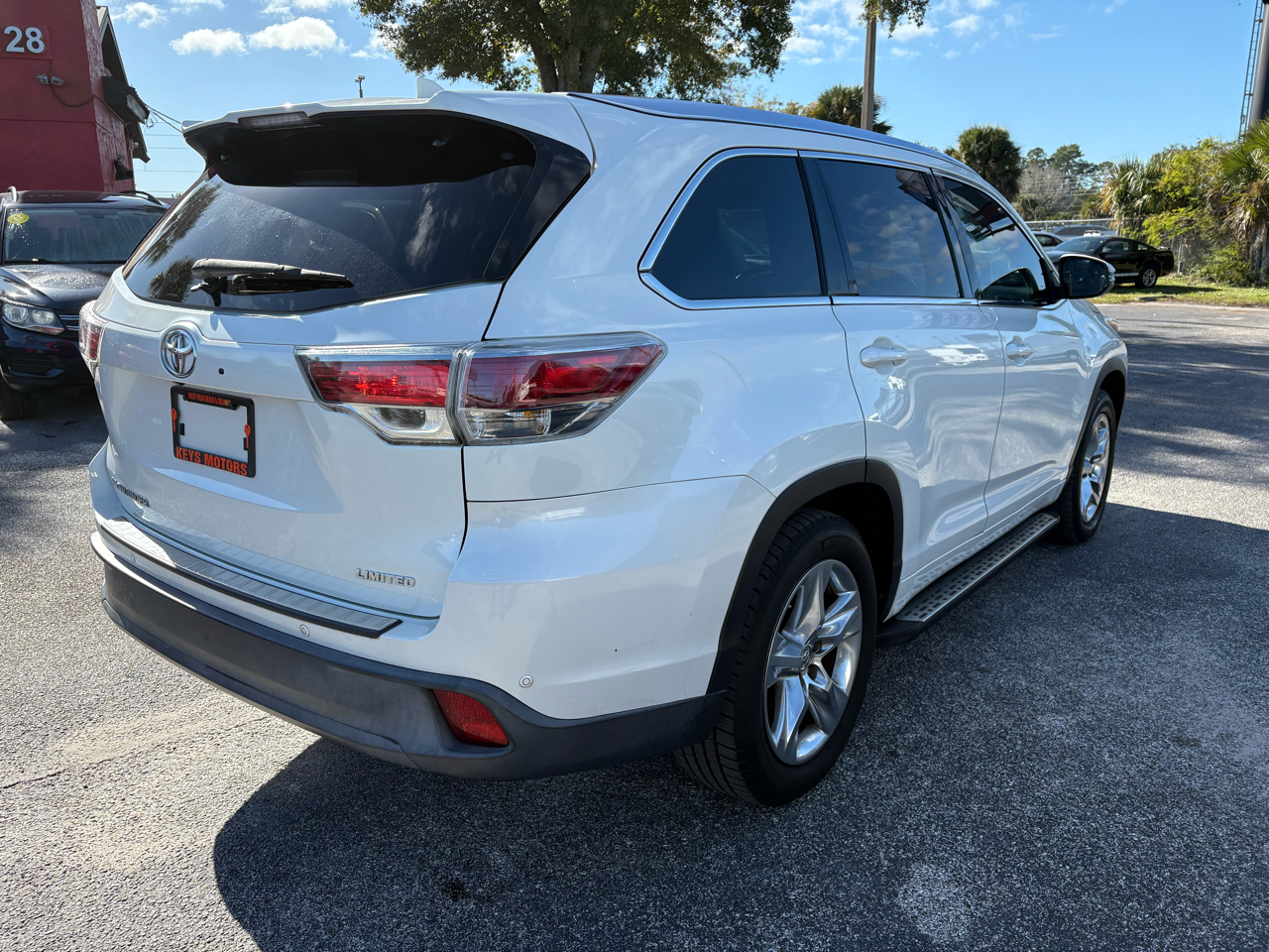 Toyota Highlander Limited FWD V6 2015
