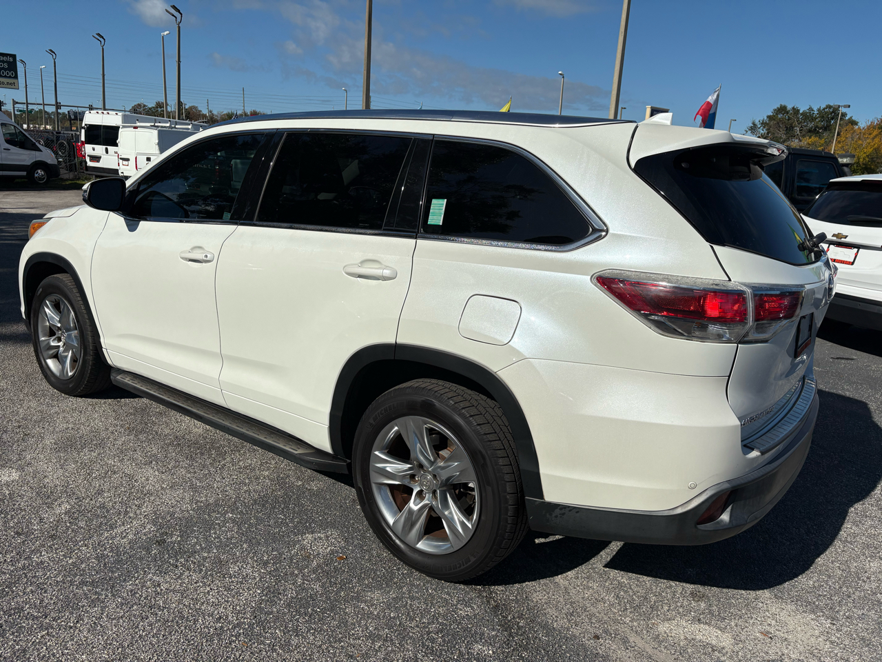 Toyota Highlander Limited FWD V6 2015