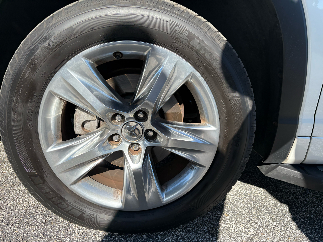 Toyota Highlander Limited FWD V6 2015