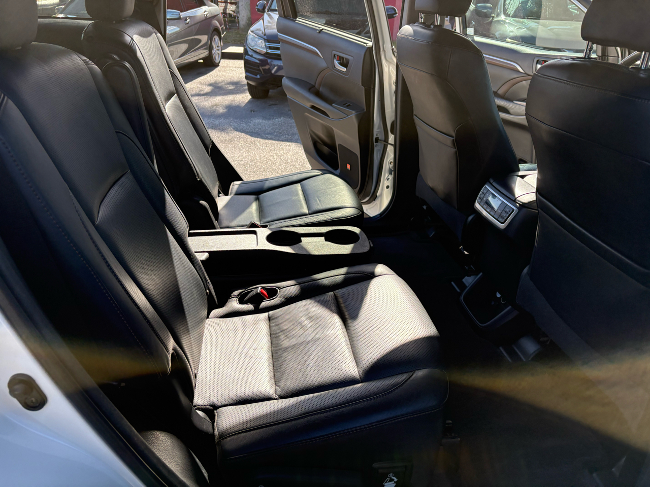 Toyota Highlander Limited FWD V6 2015