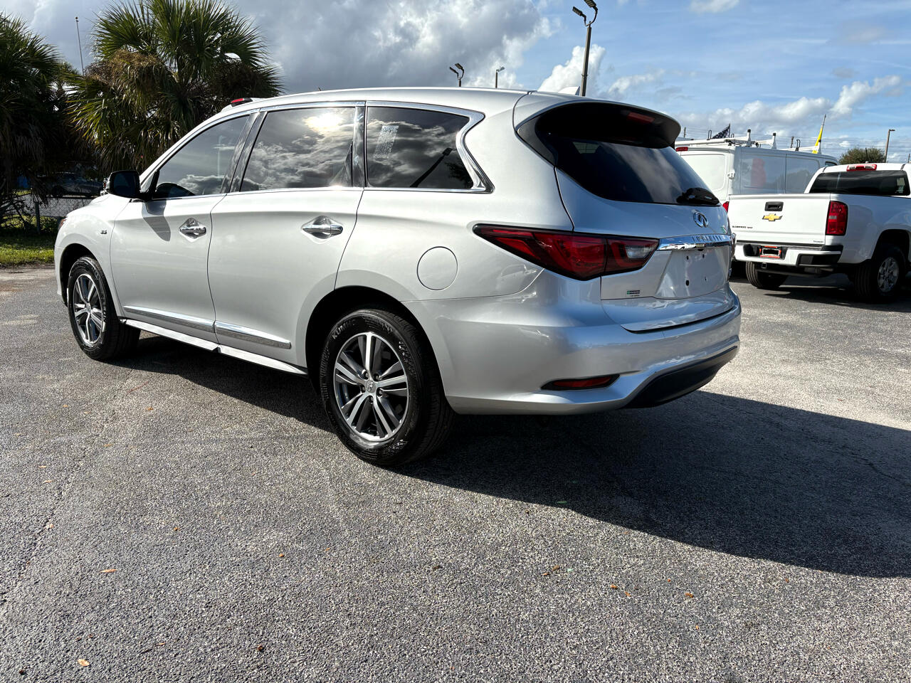 Infiniti QX60 PURE 2020