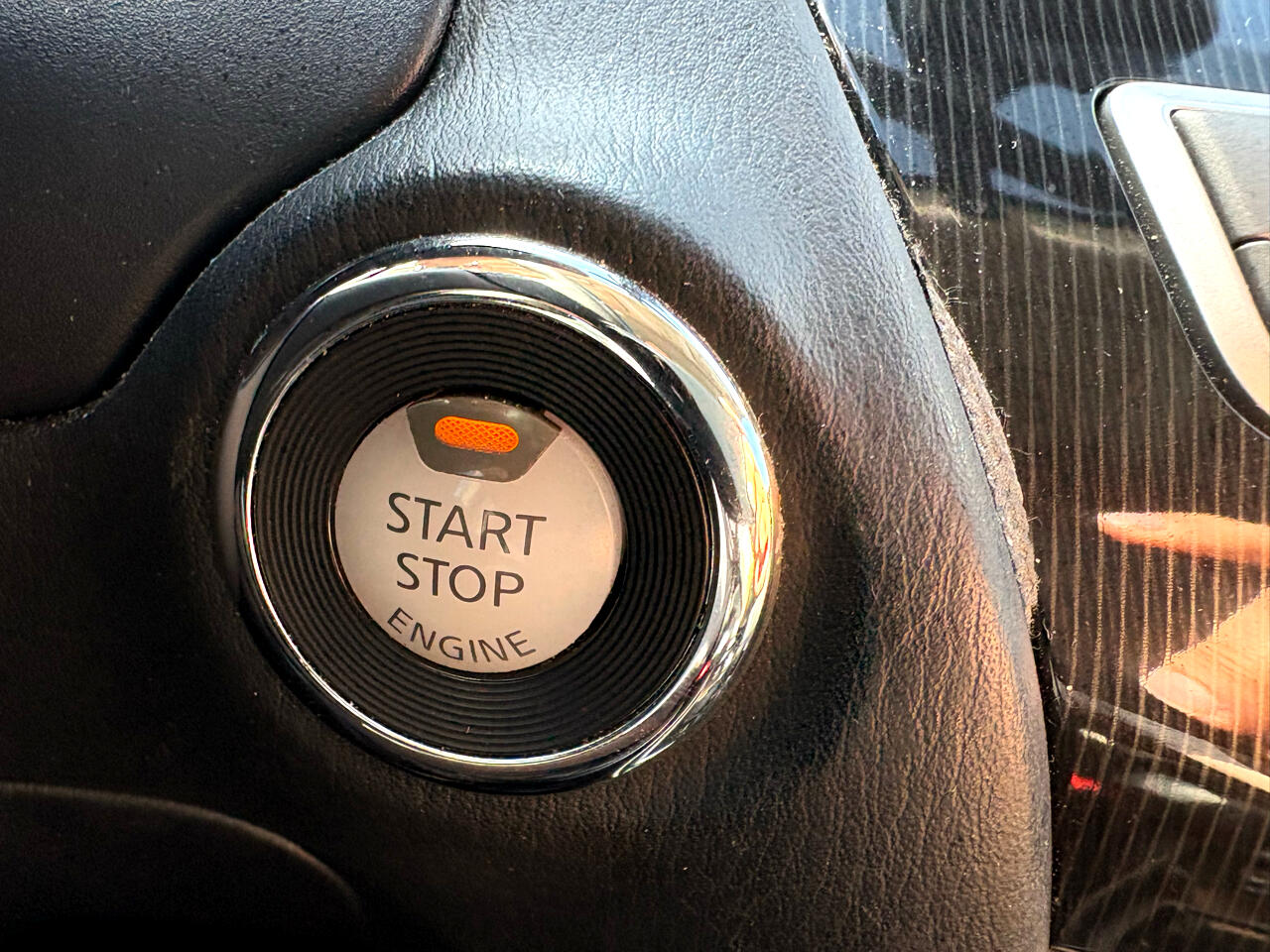 Infiniti QX60 PURE 2020